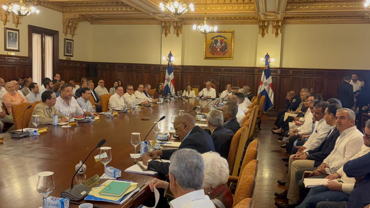 Inicia Consejo de Ministros extendido encabezado por el presidente Abinader