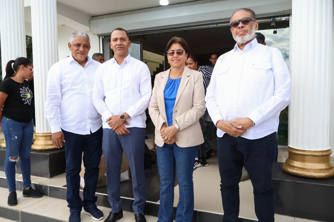 Gobierno lleva jornada asistencial a comunidades de Dajabón a través de la DGDC y el Ejército RD