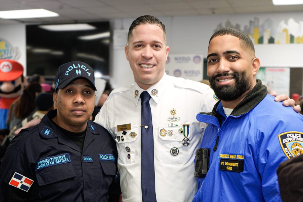 NYDO y dominicanos en EE. UU. celebran el Día de Reyes con apoyo de la Policía Nacional Dominicana en Nueva York