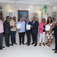 COOPNAMA entrega premios a delegados ganadores de la rifa sorpresa en su 54.ª Asamblea