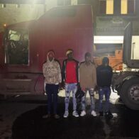 Ejército detiene a ciudadano que transportaba haitianos indocumentados en Dajabón