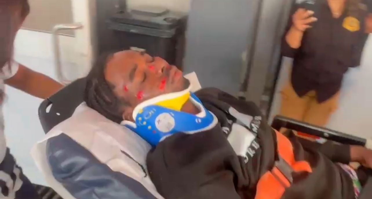 Nacional haitiano resulta lesionado tras saltar de vehículo en Jarabacoa