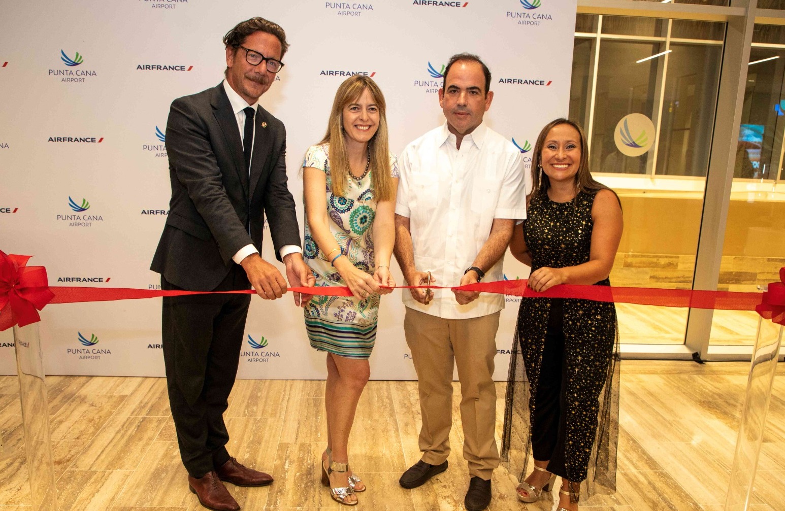 Air France marca el reinicio de su operación a Punta Cana con presencia en el vuelo inaugural