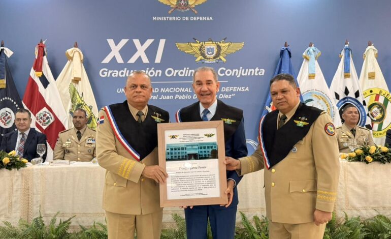 Reconocen gerencia de García Fermín por el fortalecimiento de la educación superior