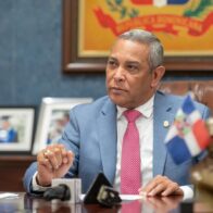 Gestión del senador Franklin Romero logra reapertura de negocios clausurados por el COBA en San Francisco de Macorís