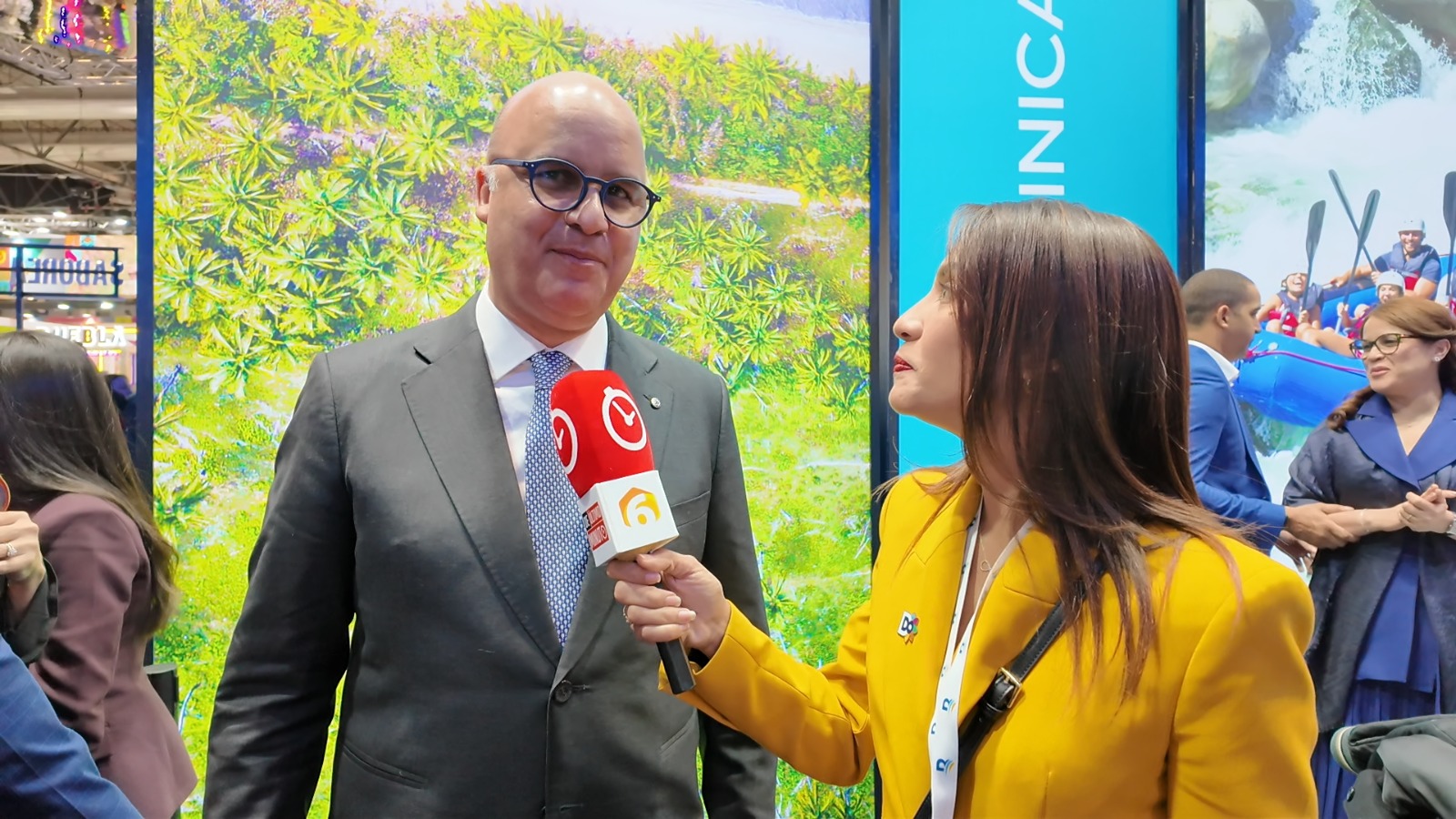 IDAC destaca en FITUR crecimiento histórico de la aviación y su impacto en el turismo dominicano