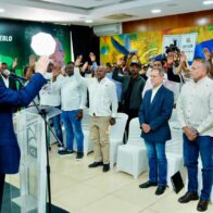 Fuerza del Pueblo juramenta dirigentes provenientes del PRM en Elías Piña