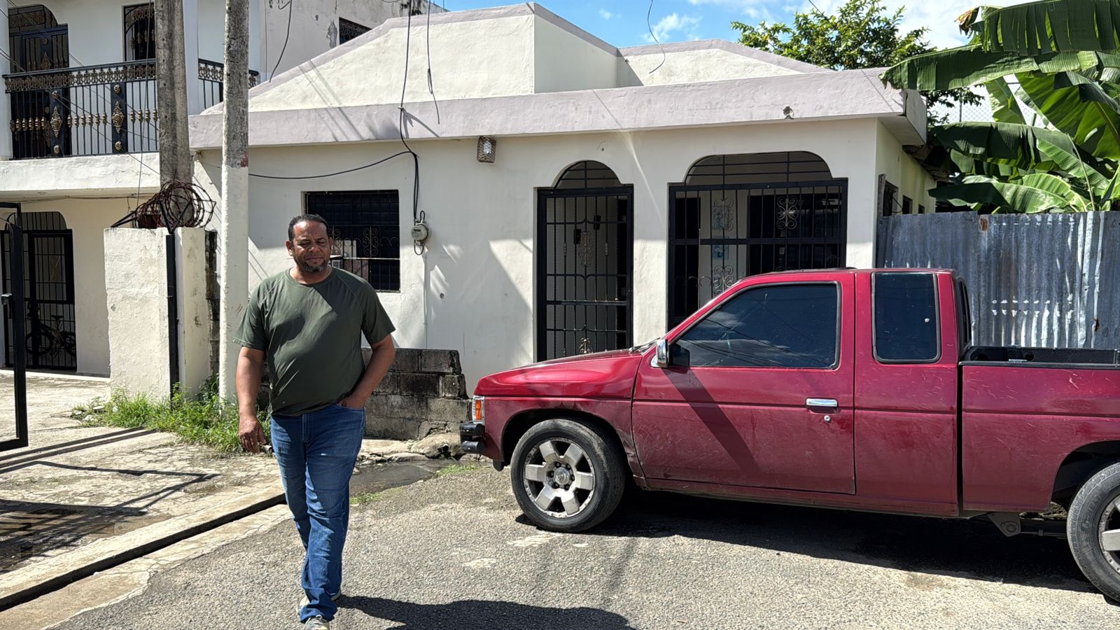 Tirotean dos viviendas y dos vehículos en el sector Gesemaní de San Francisco de Macorís