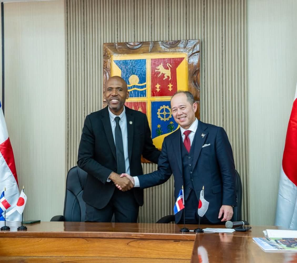 La Romana firma acuerdo de cooperación con la ciudad japonesa de Matsumoto
