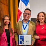 Presidencia de RD reconoce al matemático Juan Luis Vargas Molina