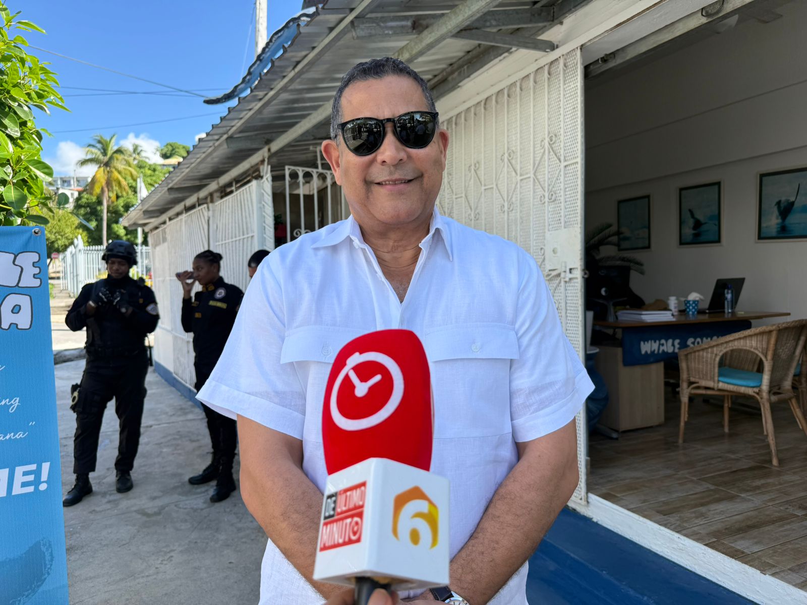 Alcalde Nelson Núñez destaca inversión del Gobierno y de Turismo en remozamiento del parque de Samaná