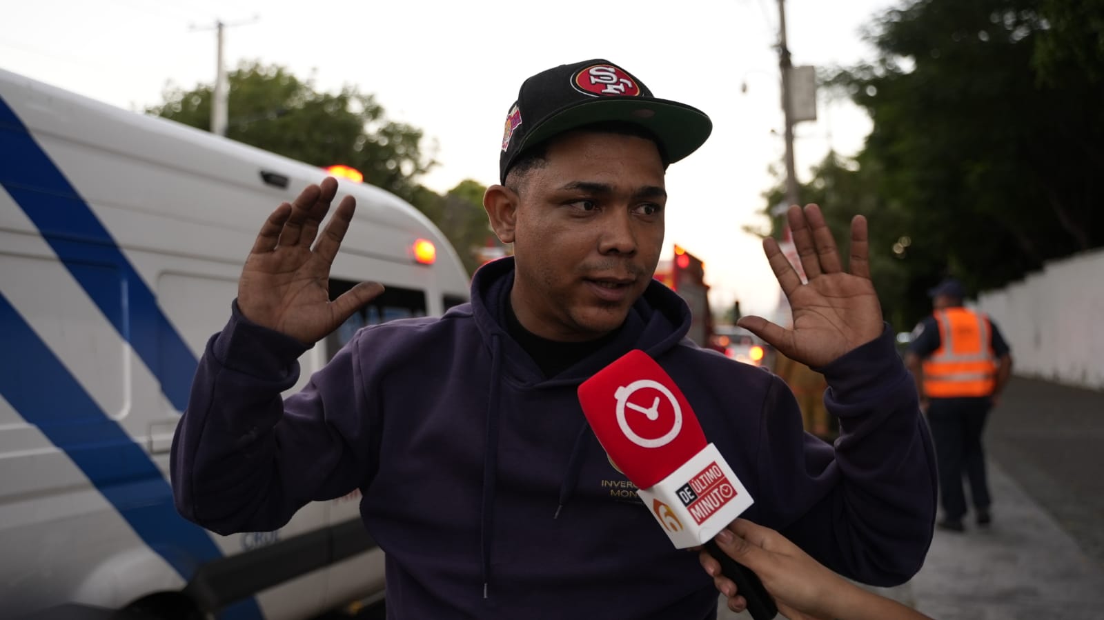 Conductor agradece a Dios tras sobrevivir a incendio vehicular y envía mensaje de fe