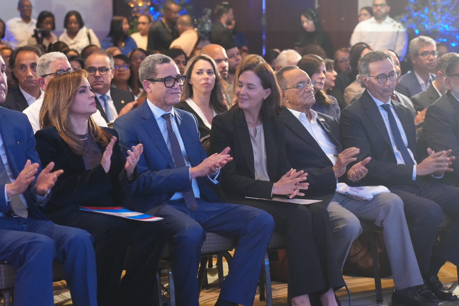 Gobierno impulsa el empleo formal con entrenamientos laborales pagados en empresas