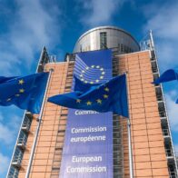 Bruselas cifra en 440.000 millones hasta 2050 el coste para la UE de no actuar contra PFAS