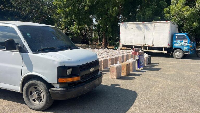 Dintel ocupa 1.6 millones de cigarrillos clandestinos y desmantela ruta de contrabando en Navarrete
