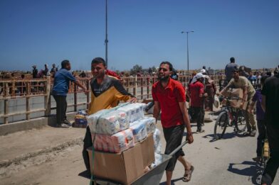 Director de la fundación que repartía ayuda en Gaza: "El odio es la credencial de la ONU"