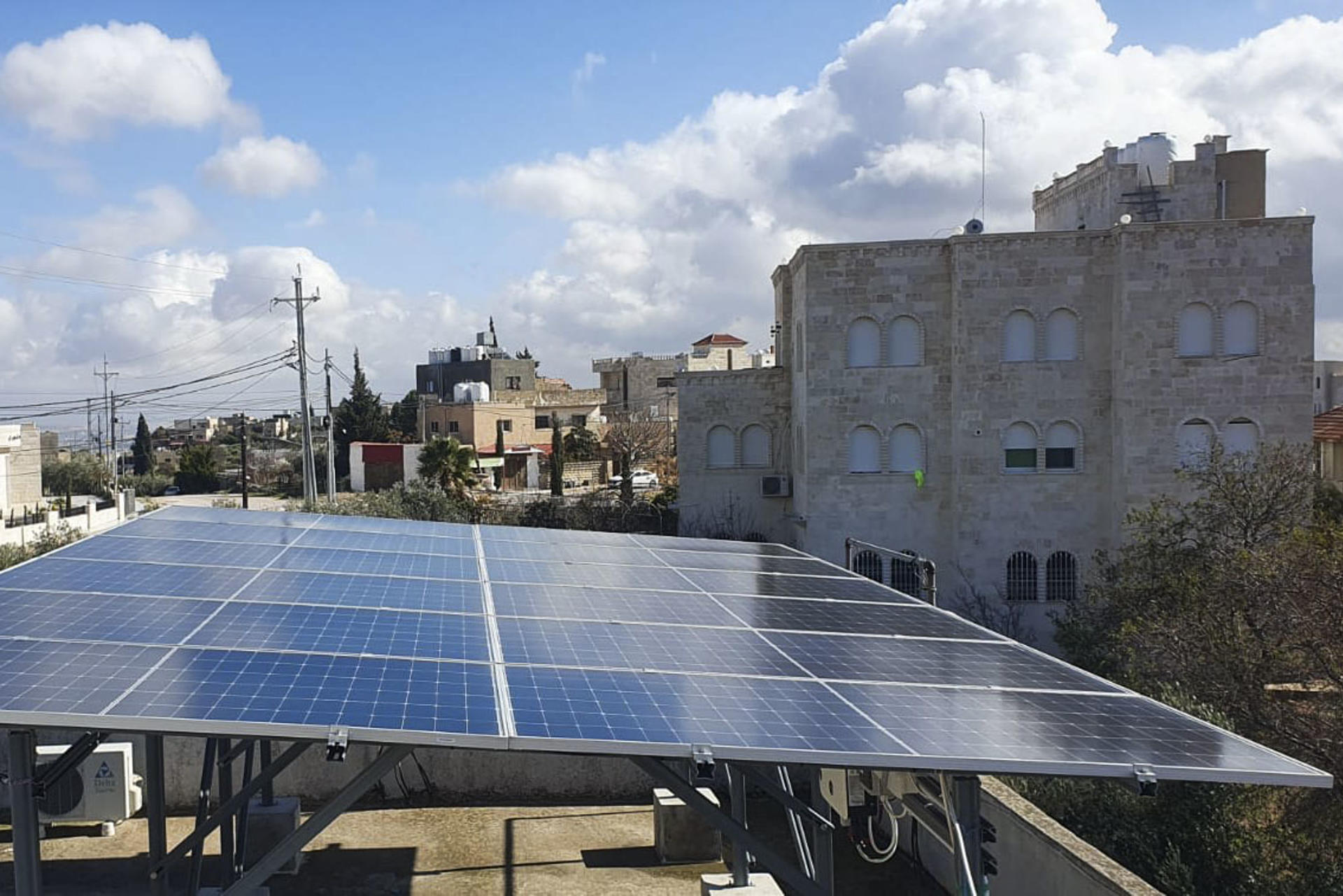 La energía solar en Jordania no es rentable para los particulares