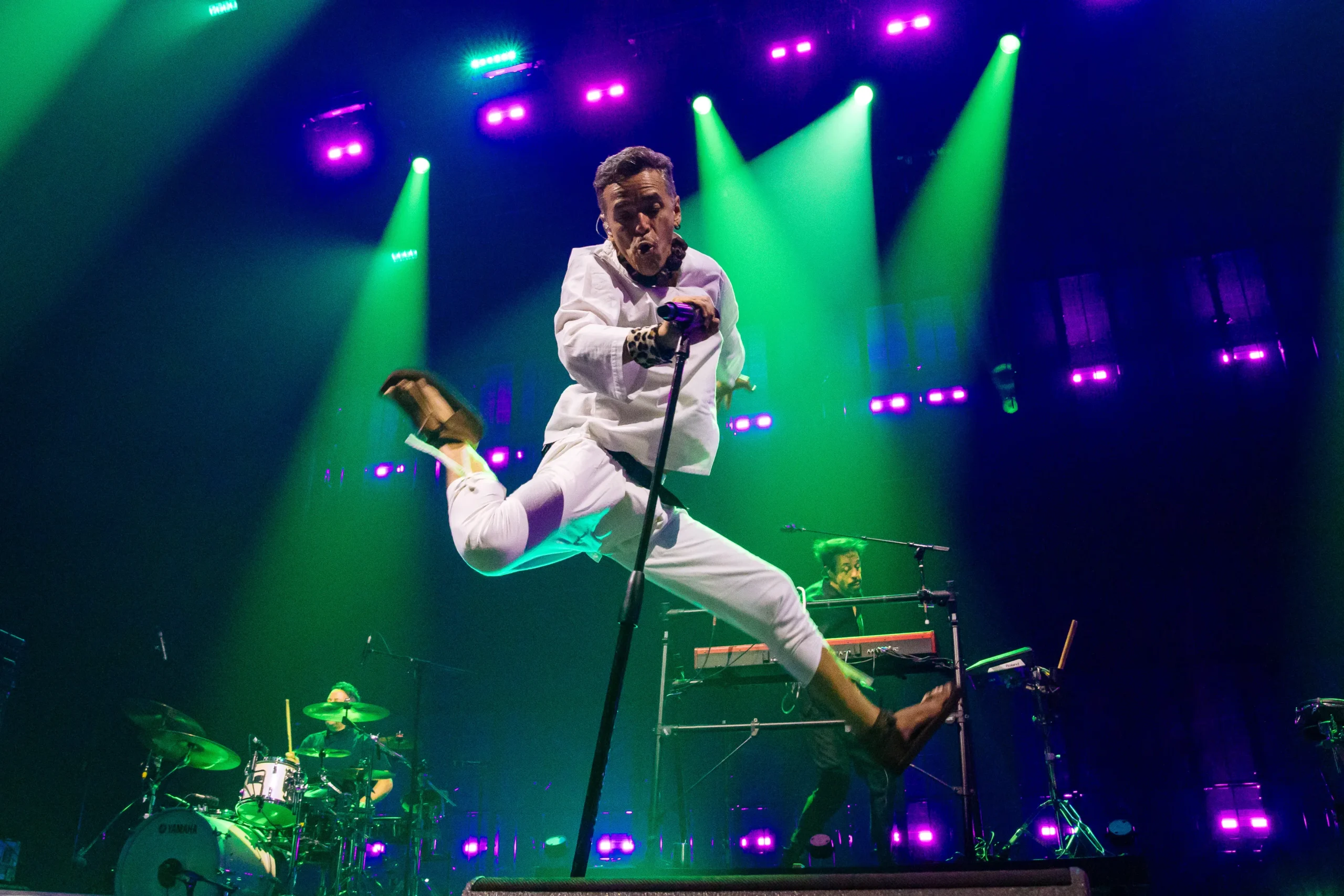 Spotify rechaza que financie guerra tras acusación de grupo de rock mexicano Café Tacuba