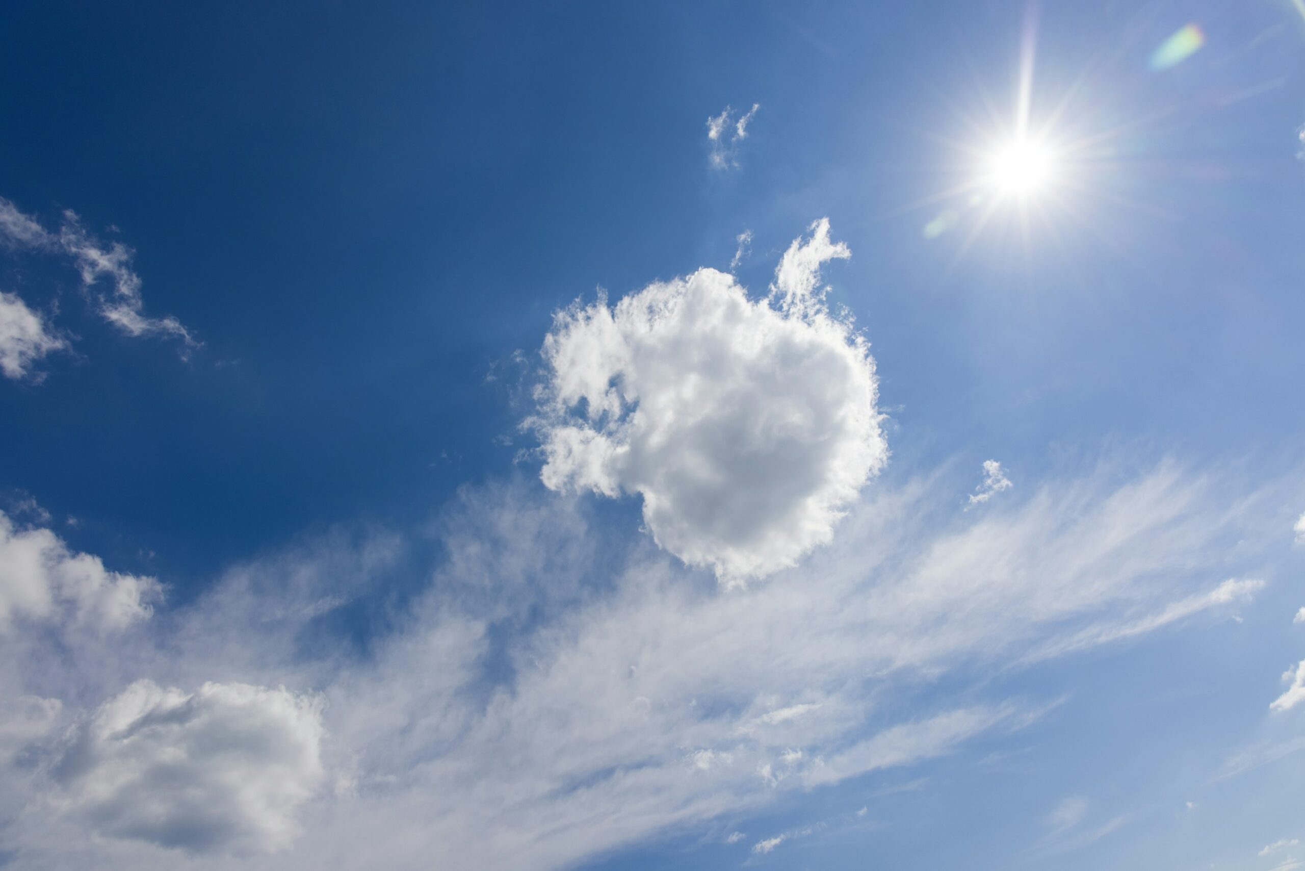 Hoy predominará un ambiente ideal para actividad al aire libre, según Indomet