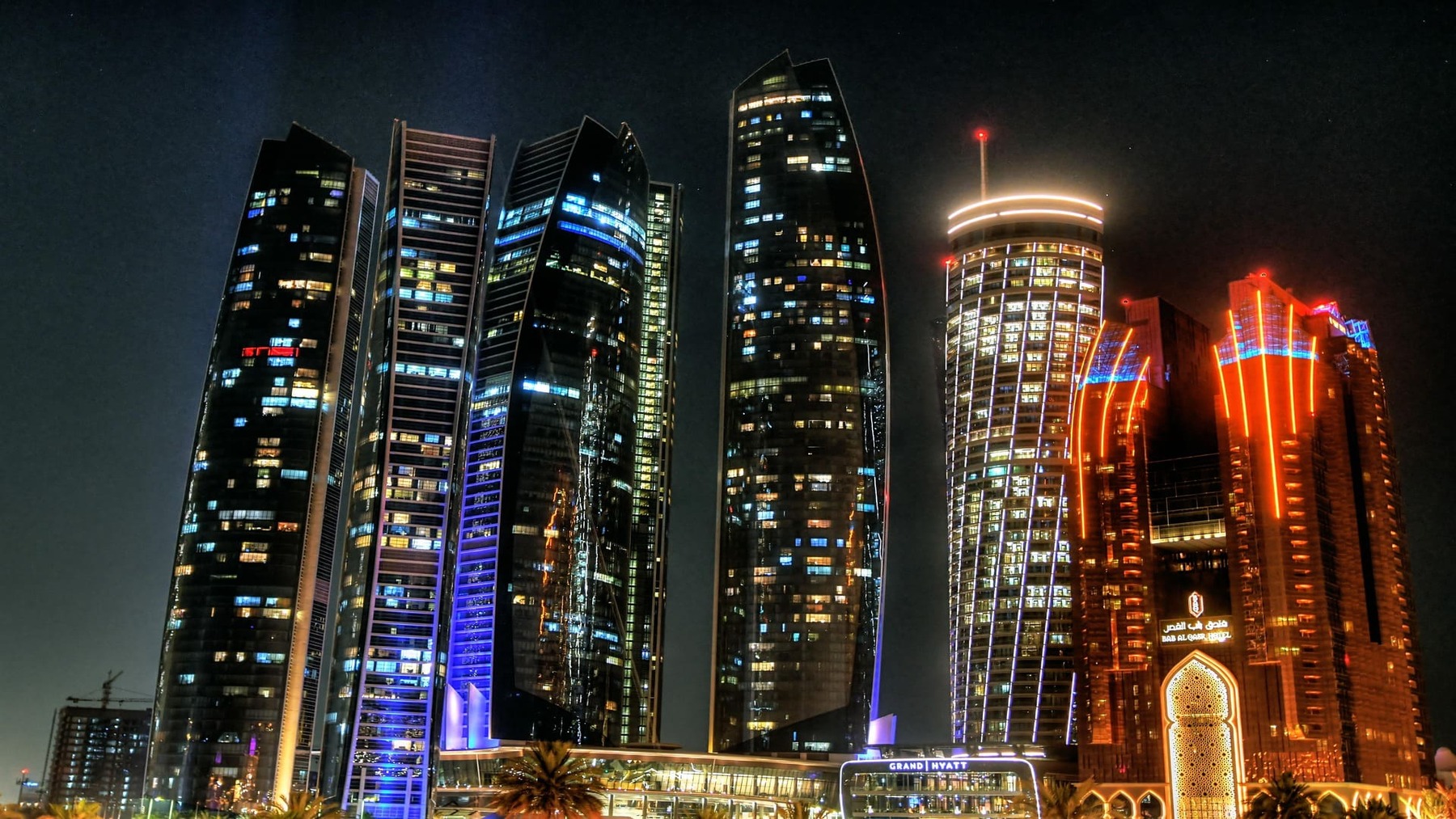 Abu Dabi cierra su foro más importante de energías renovables con España más presente
