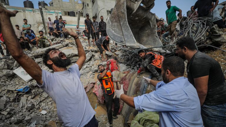 Israel dice atacar a las milicias gazatíes en sus últimos ataques, con más de 10 muertos