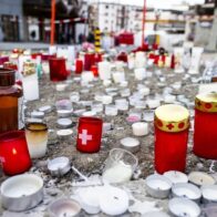 Investigación sobre el incendio de Suiza apunta al uso de bengalas cerca del techo