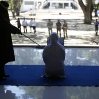 Indonesia castiga ahora con prisión el sexo extramarital y la difusión de noticias falsas