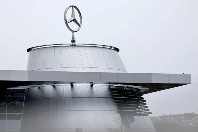 Mercedes-Benz vendió un 10 % menos en 2025 que un año antes