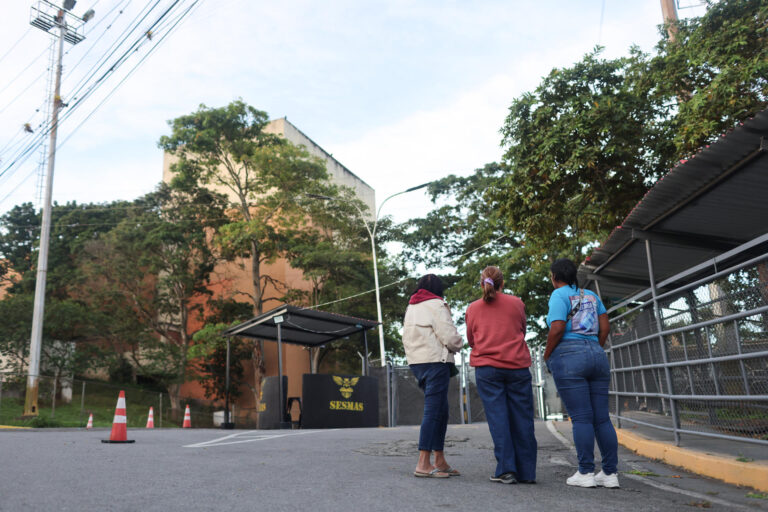 ONG confirma 53 excarcelaciones de presos políticos de las 116 anunciadas en Venezuela