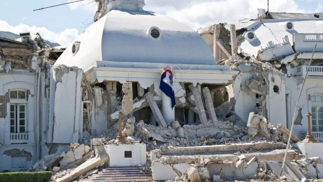 Hoy se cumplen 16 años del terremoto que marcó la historia de Haití