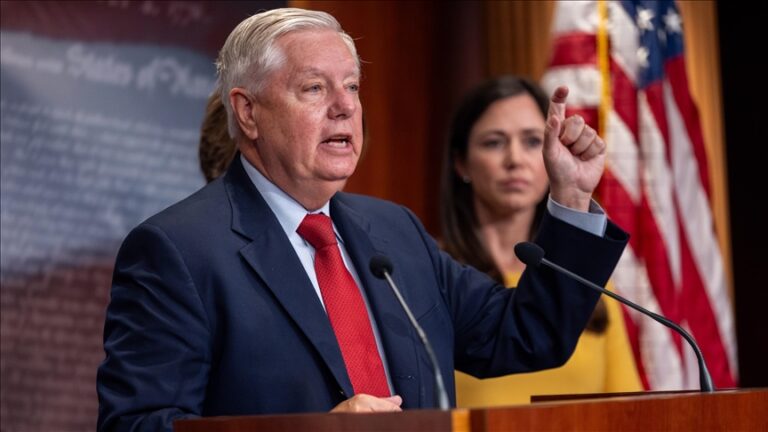 Senador Graham afirma que “Cuba tiene los días contados” tras ofensiva de EE. UU. en Venezuela