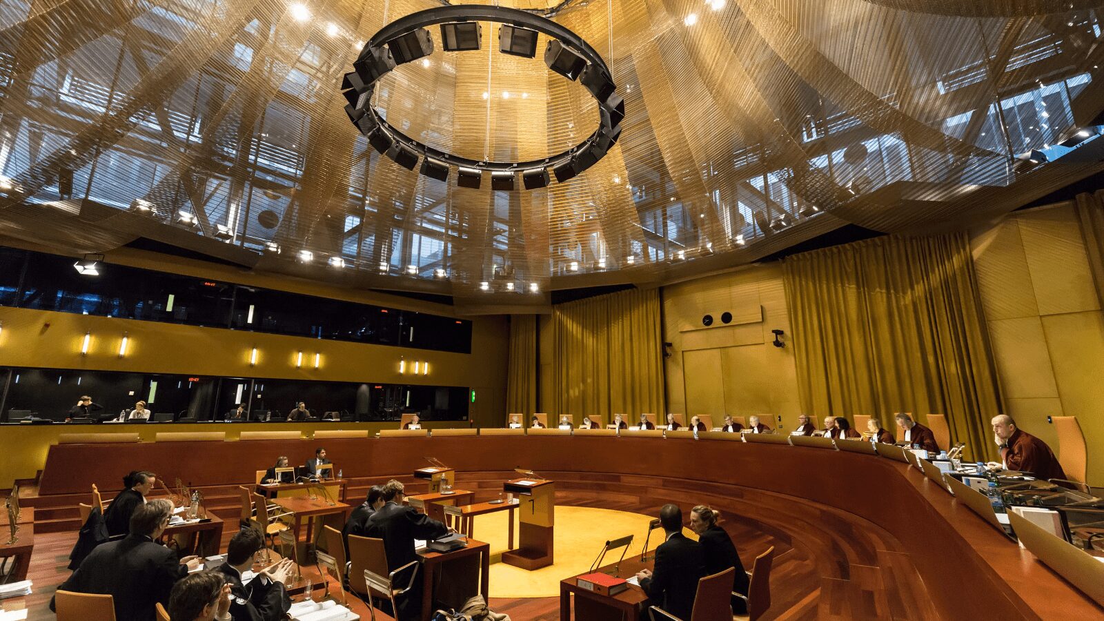 La Justicia europea desestima dos recursos contra las ayudas públicas a Correosv