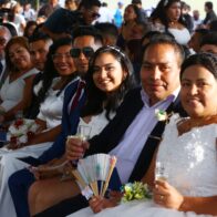 Más de 100 parejas se casan en una boda comunitaria en Lima para celebrar semana del amor