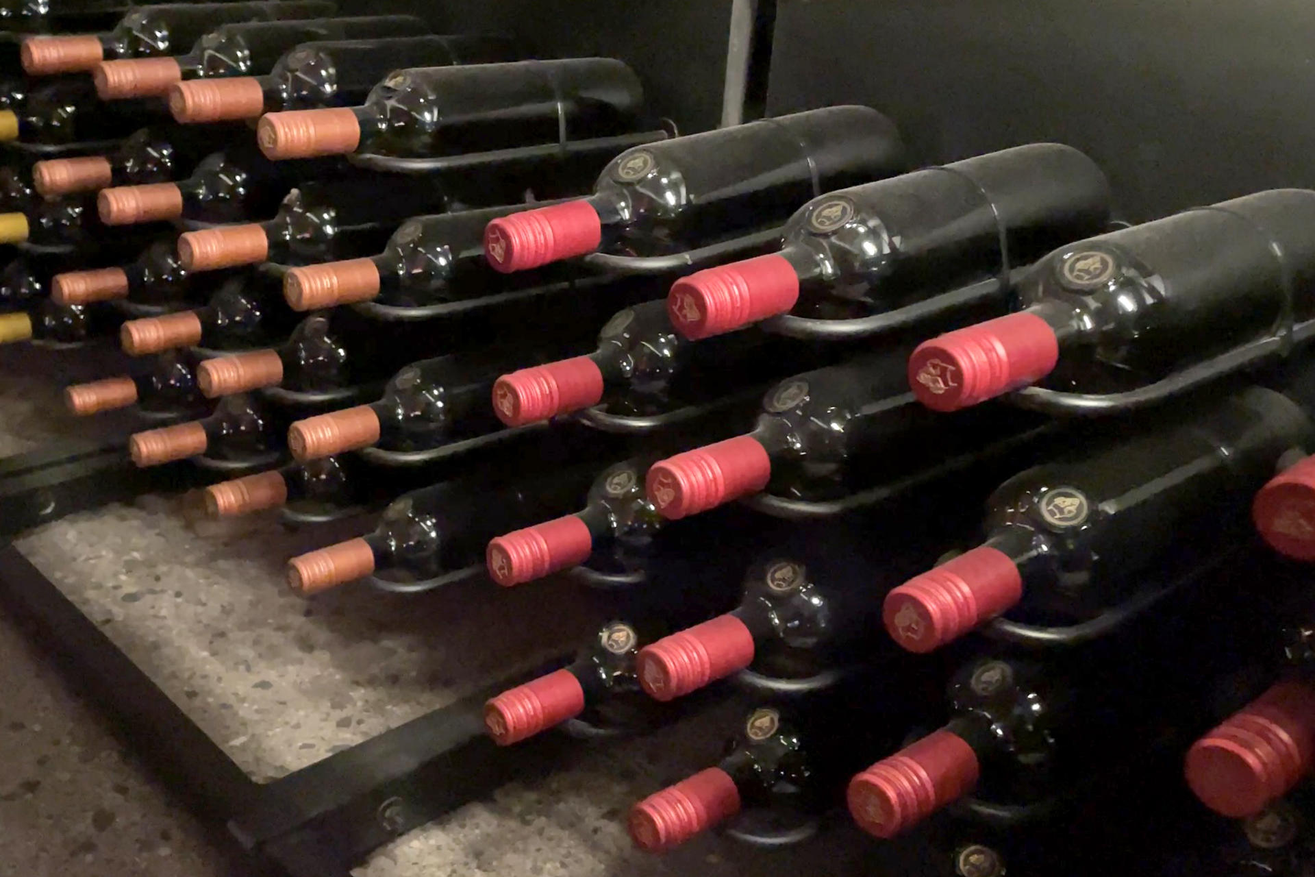 Empresa japonesa retira 40.000 botellas de vino chileno por aditivo no autorizado