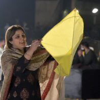 La tradición de volar cometas regresa a Pakistán tras casi dos décadas de prohibición