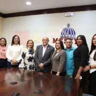 MESCyT invita a la juventud a convocatoria de Becas Nacionales 2026 con prioridad en áreas STEM y STEAM