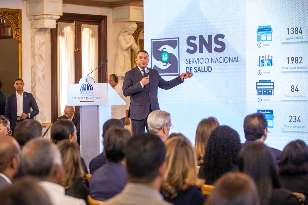 Gobierno anuncia expansión de línea de servicio 811 de salud mental, gratuita y confidencial