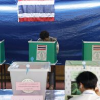 Cierran los colegios electorales en Tailandia en doble jornada de comicios y referéndum