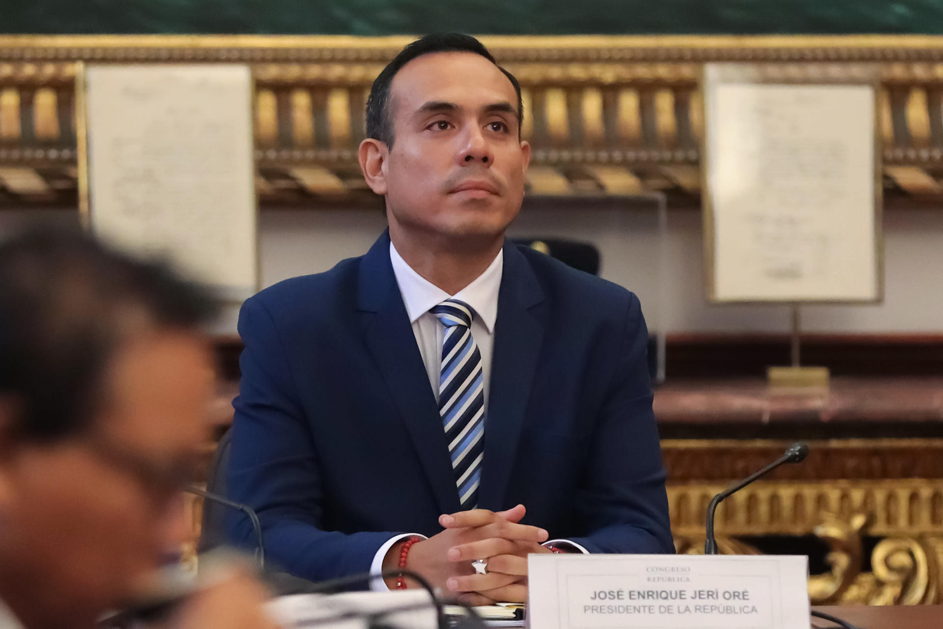 Presidente de Congreso de Perú confirma que convocará pleno para votar continuidad de Jerí