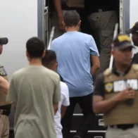 Las salidas voluntarias de migrantes detenidos en 2025 alcanzan un récord de 28 %, según CBS
