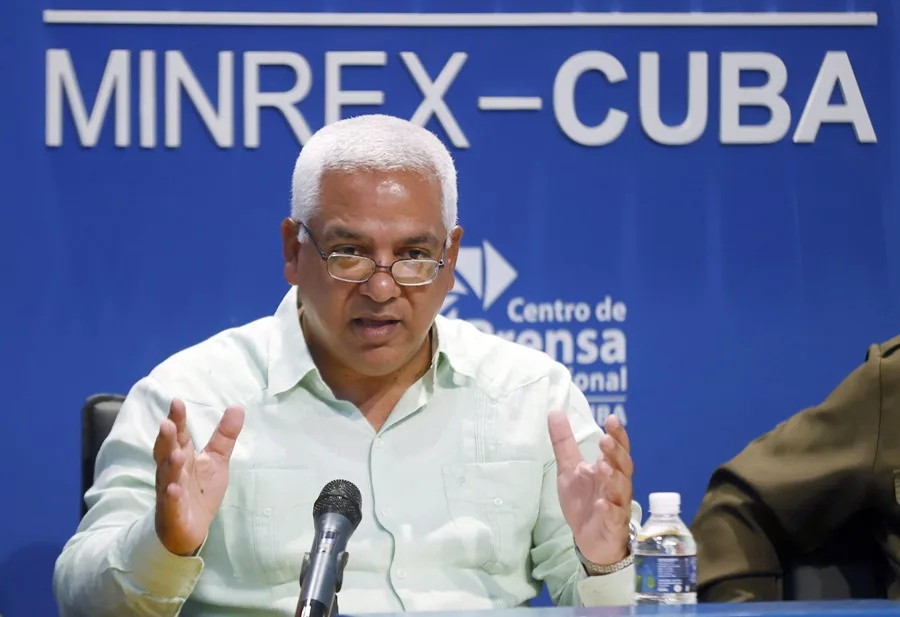 El exministro de Justicia de Cuba Oscar Silvera asume como presidente del Tribunal Supremo