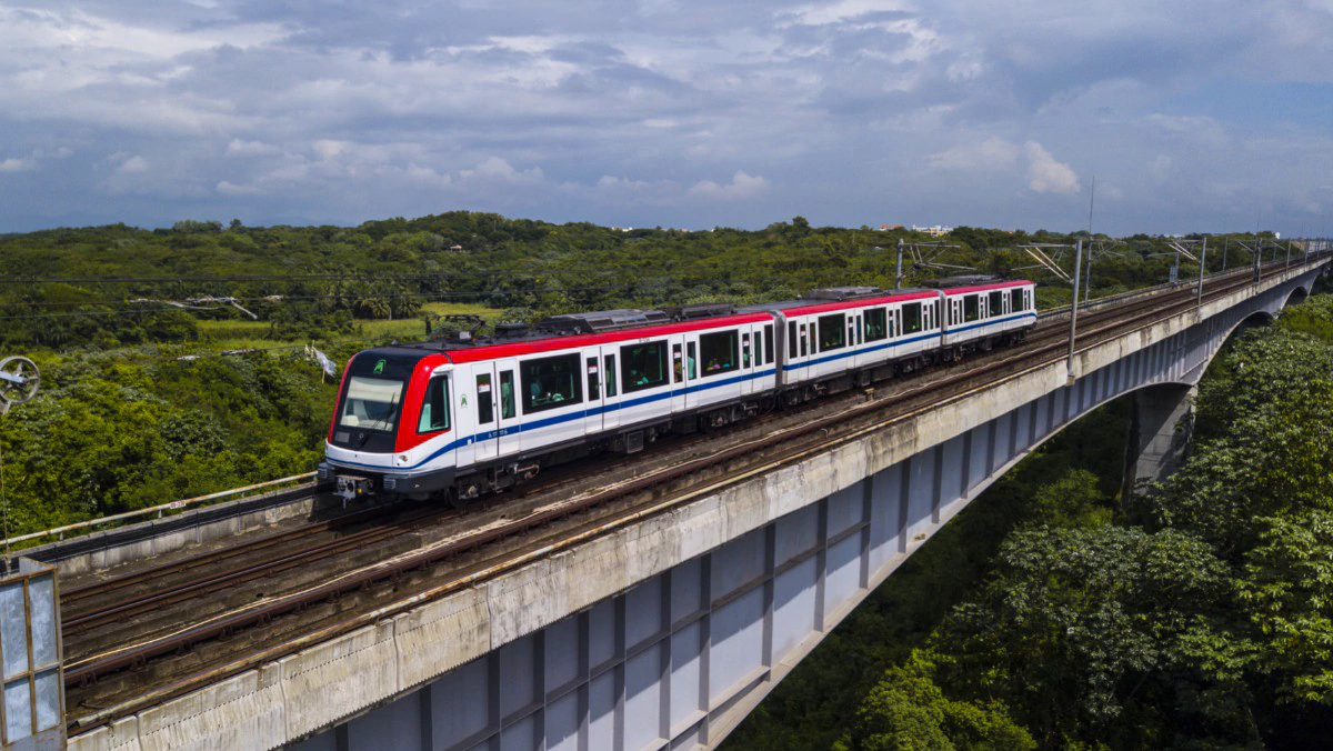 Metro y teleféricos operan con normalidad luego del apagón