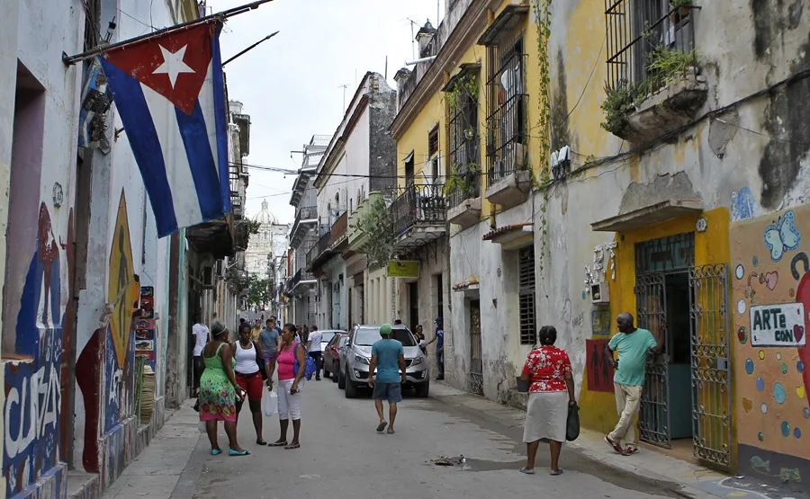 El Gobierno de Trump anuncia otros seis millones de dólares en ayuda humanitaria para Cuba