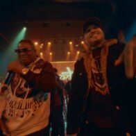 Farruko y Renato reescriben la historia: 40 años de ‘La chica de los ojos café’