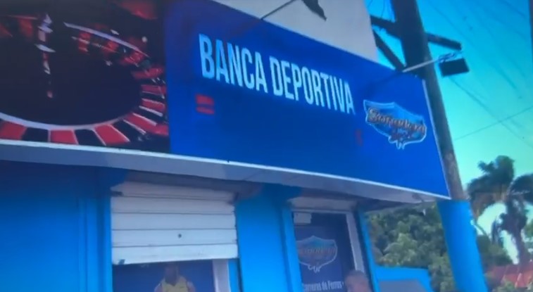 Plantean supuesta relación irregular entre directora de Casinos y miembro del Comité Político del PLD