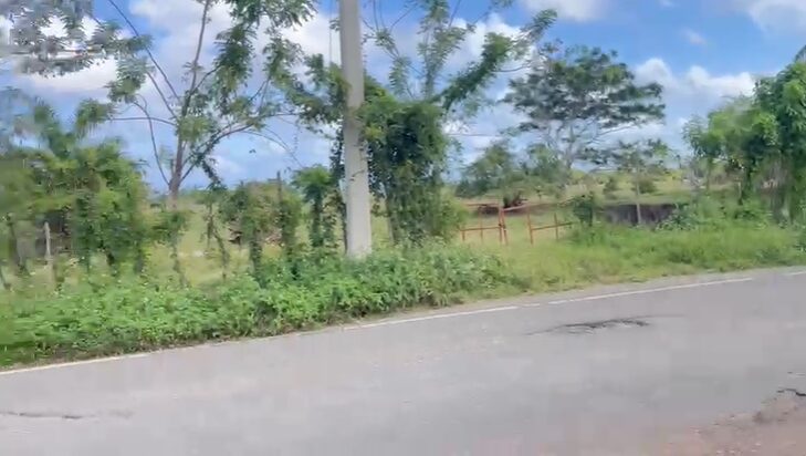 Urgen intervención en carretera Nagua–Cabrera por deterioro en tramo de Pozo Amarillo