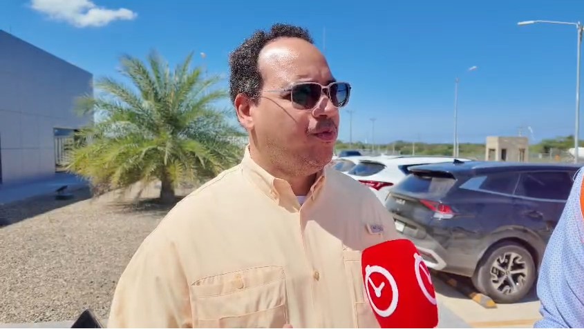 Superintendente afirma pacto eléctrico se ha cumplido un 70% y descarta alzas de tarifa