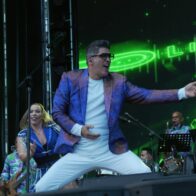 Eddy Herrera le canta a más de 350 mil personas en Carnaval de Santa Cruz de Tenerife 2026