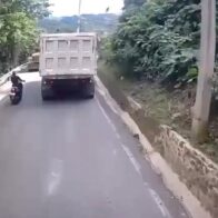 Preocupación en Las Terrenas por circulación de camiones pesados en vía prohibida