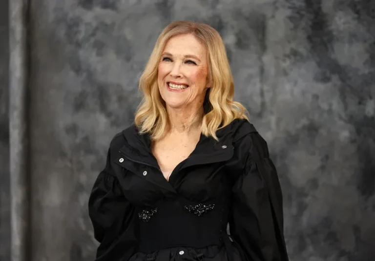 La actriz Catherine O’Hara murió tras sufrir una embolia pulmonar, padecía de cáncer rectal